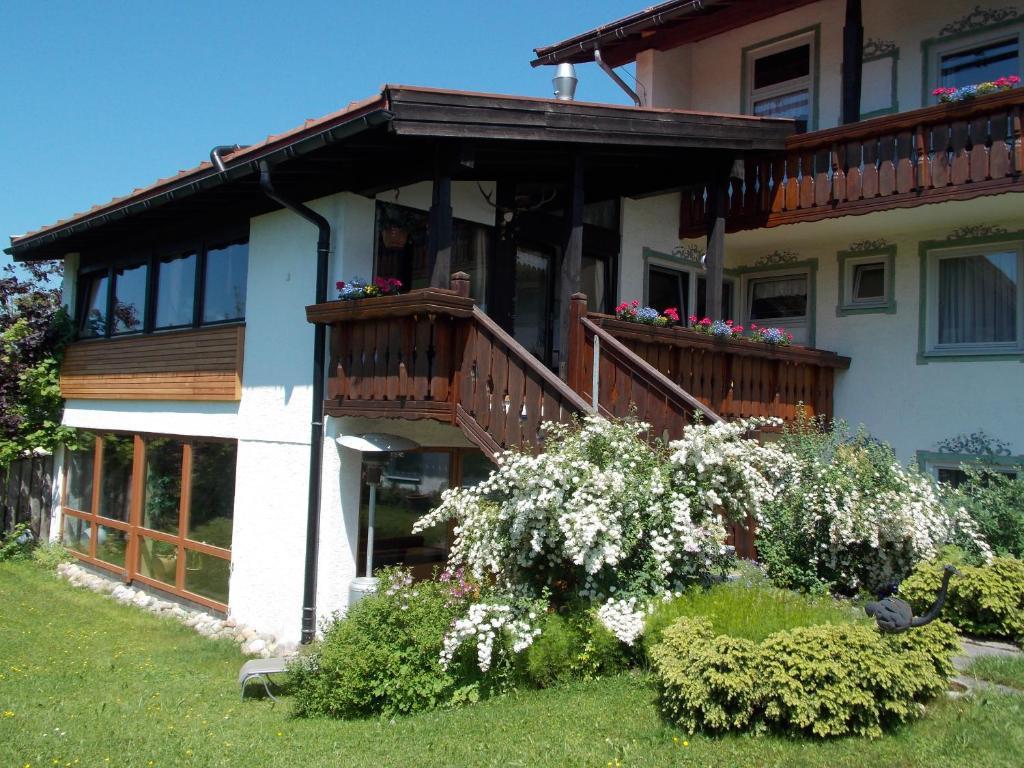 Hotel Landhaus Staufenblick Oberstaufen Ngoại thất bức ảnh
